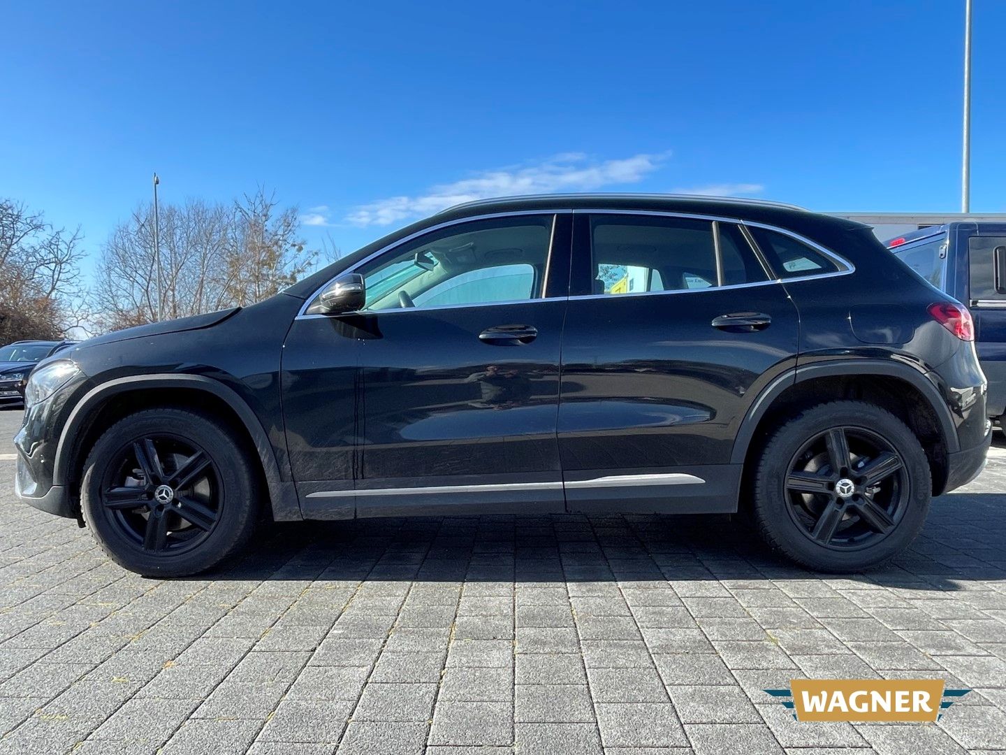 Fahrzeugabbildung Mercedes-Benz GLA 180 LED Navi Sitzheizung Frontschaden