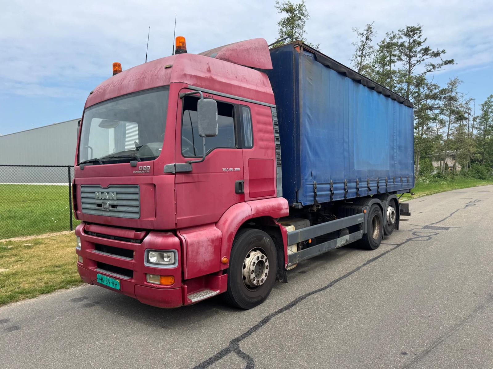 MAN TGA 26.390 TGA 26.390 6X2 EURO 3