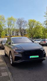 Audi SQ8 #VOLLAUSTATTUNG#Scheckheftgepflegt# - Audi SQ8 von privat