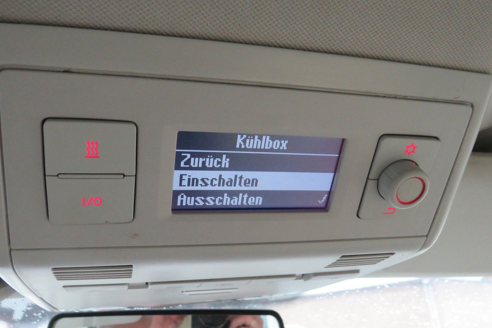 Fahrzeugabbildung Volkswagen T5 California 1.H SCHECKHEFT MOTOR TEILÜBERHOHLT