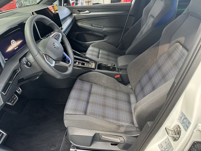 Golf GTE 1,5 l eHybrid  DSG Matrix Navi