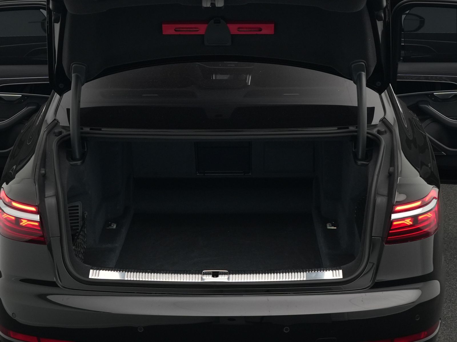 Audi A8 - Bild 15