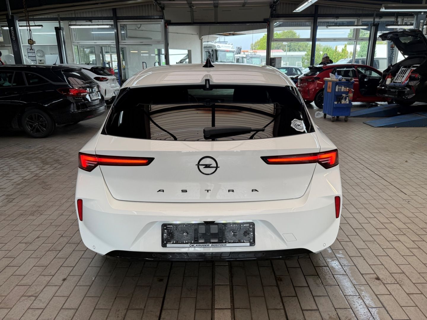 Fahrzeugabbildung Opel Astra L GS SHZ+LHZ+Kamera+Allwetter