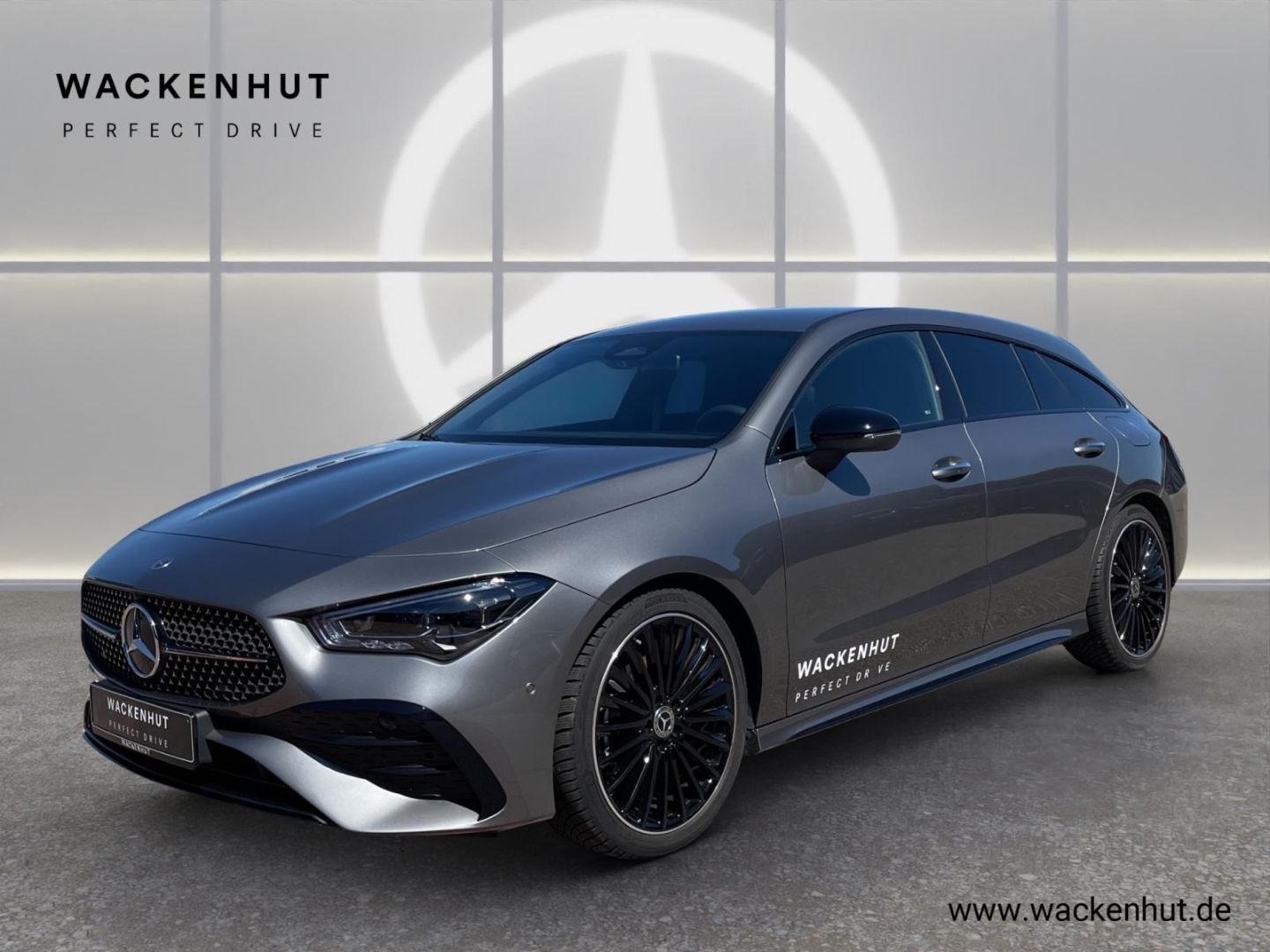 MERCEDES-BENZ CLA 200 Shooting Brake d AMG NIGHT DISTR AHK MUL