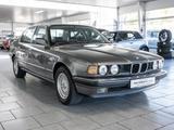 BMW 730i LEDER KLIMAAUTOMATIK - BMW 730 mit Benzin-Antrieb