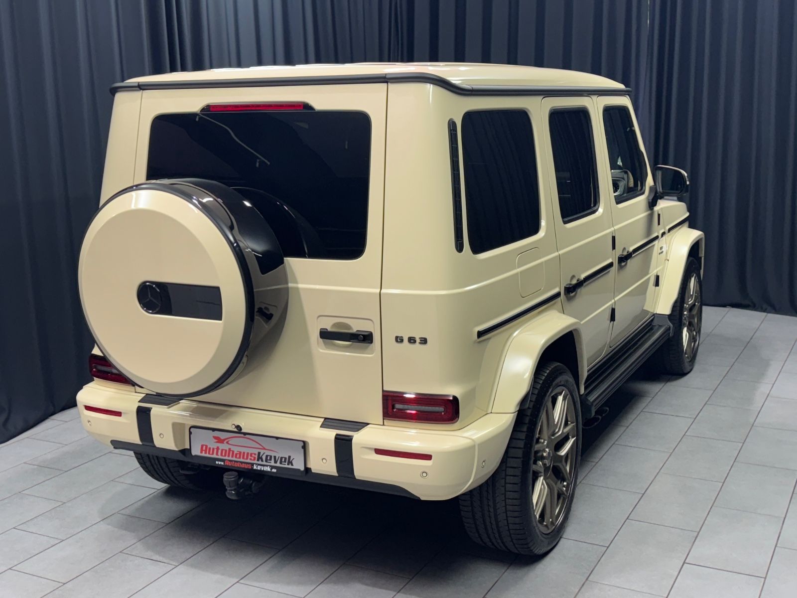 Fahrzeugabbildung Mercedes-Benz G 63 AMG|A22|CARBON|PT3|MASSAGE|KEYLESS|AHK|MY25