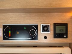 HYMER-ERIBA B MCT 550-LED-Distronic-Sat-1.Hd.Zul GG 3500 kg