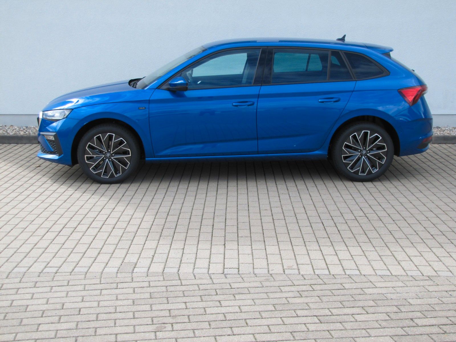 Fahrzeugabbildung SKODA Scala Sondermodell Tour 1.0 TSI 7-Gang DSG