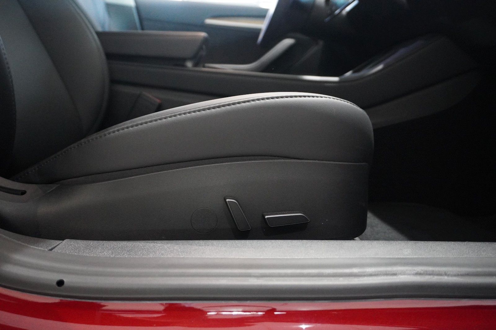 Fahrzeugabbildung Tesla Model 3 LONGRANGE DUAL-MOTOR NAVI/KAMERA/DAB/AMD