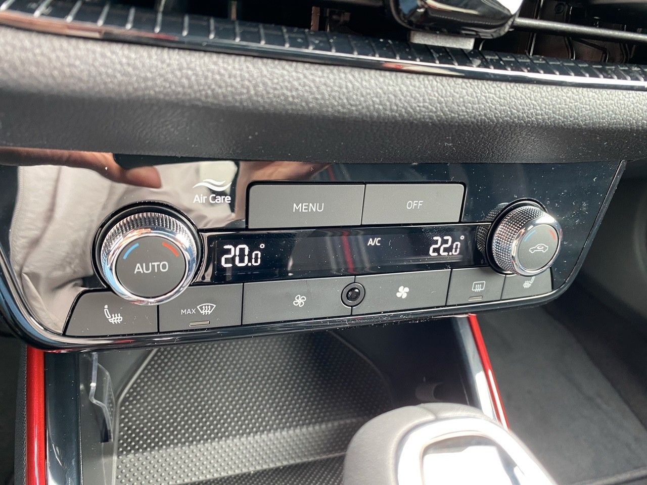 Fahrzeugabbildung SKODA Fabia 1.5l TSI 110kW DSG Monte Carlo+ACC+KAMERA+