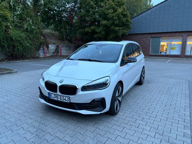 BMW 218 Gran Tourer 218d Luxury Line Luxury Line