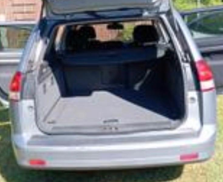 Opel Vectra 2005 — rear view