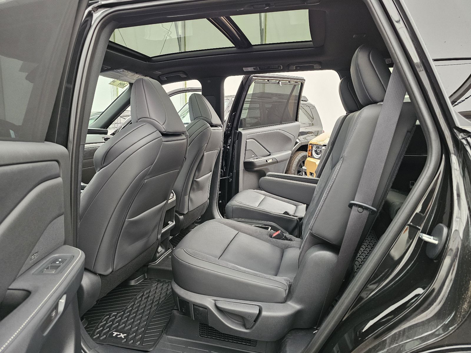 Fahrzeugabbildung Lexus TX500H FSport3 Hybrid T1 72.000 EURO!Stock!