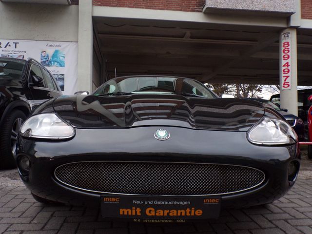 Jaguar XK8 4.0 V8 Convertible Leder Klimaaut.Xen 19 Alu