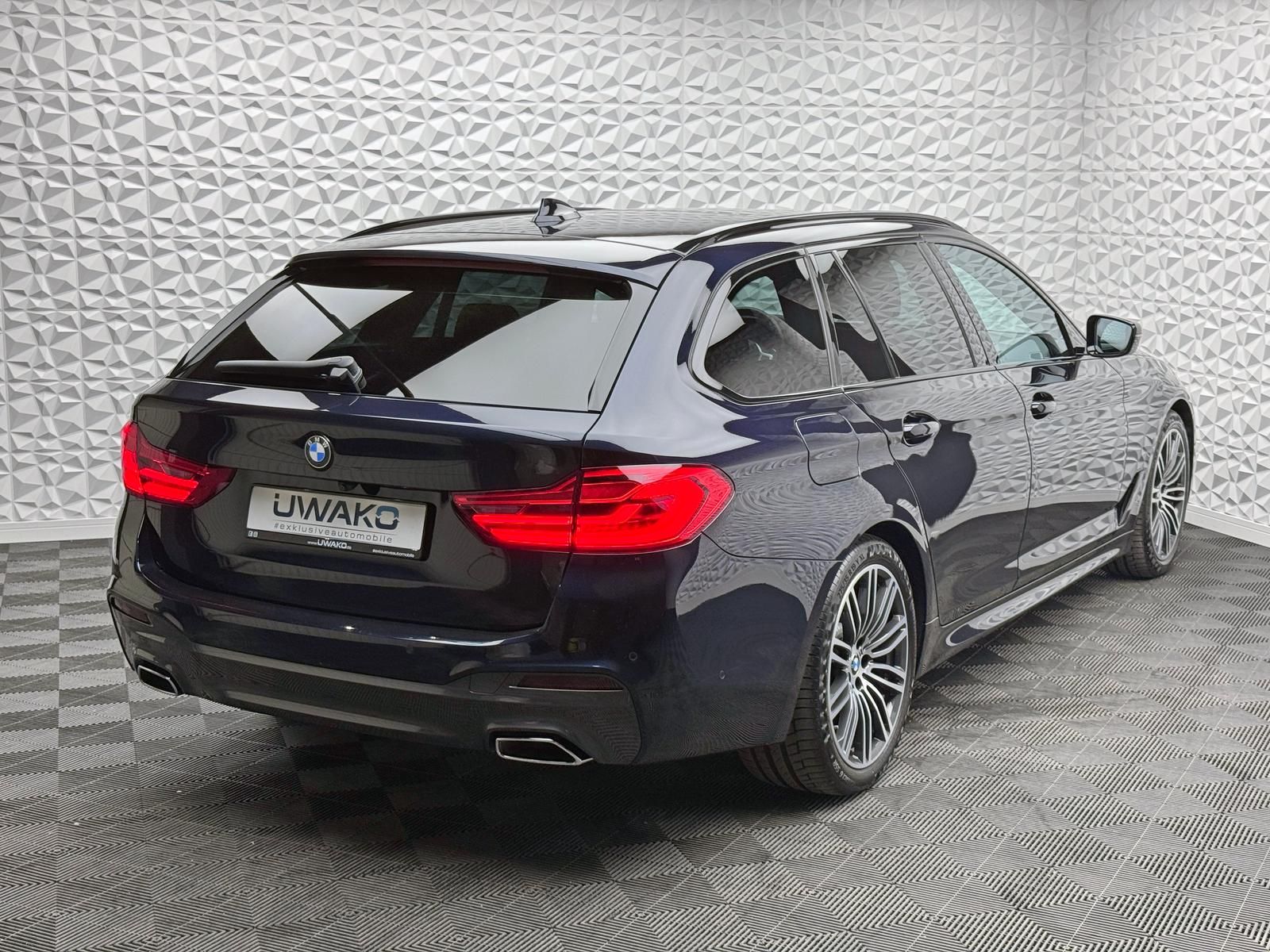 Fahrzeugabbildung BMW 520d M-PAKET/ACC/PANO/HUD/DA+/KEYL/LED/R-CAM/DAB