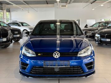 Volkswagen Golf - 3