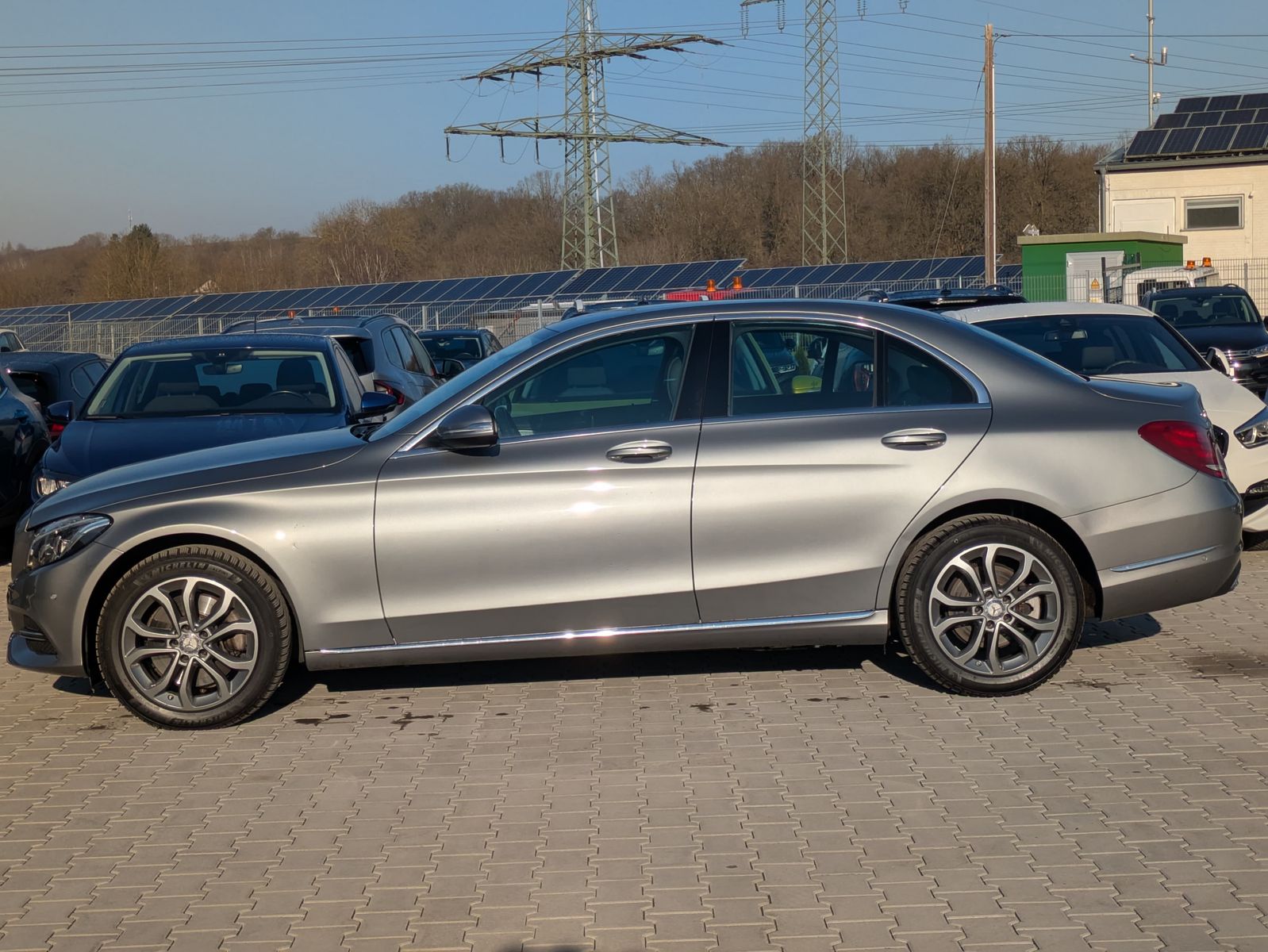 Fahrzeugabbildung Mercedes-Benz C 250 d BlueTec AVANTGARDE 4Matic ACC/KAM/LED