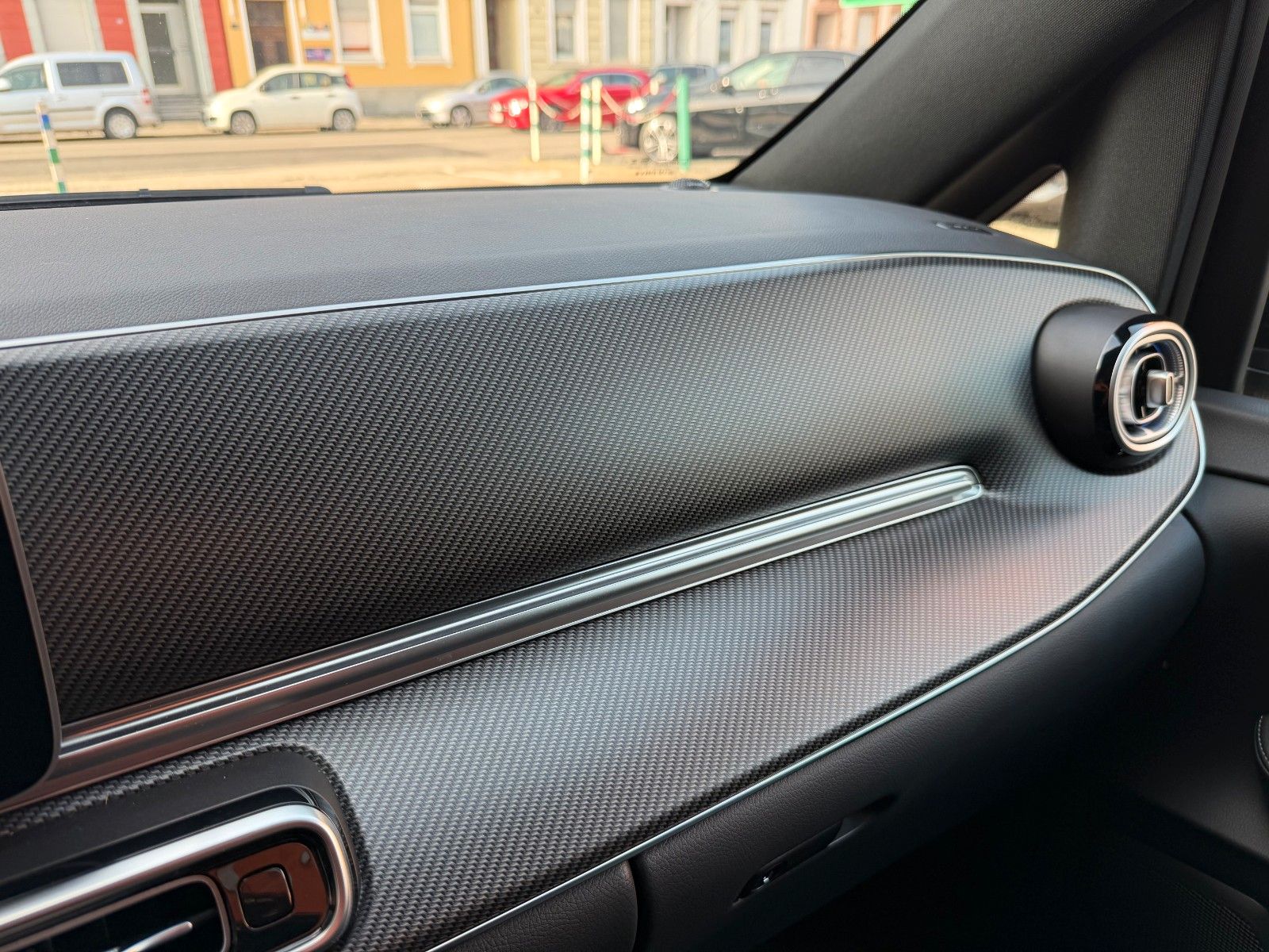 Fahrzeugabbildung Mercedes-Benz V300 d MARCO POLO AMG LINE VOLL NIVELLIERUNG
