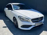 Mercedes-Benz CLA 200 Shooting Brake AMG line - Mercedes-Benz mit Benzin-Antrieb: Kombi