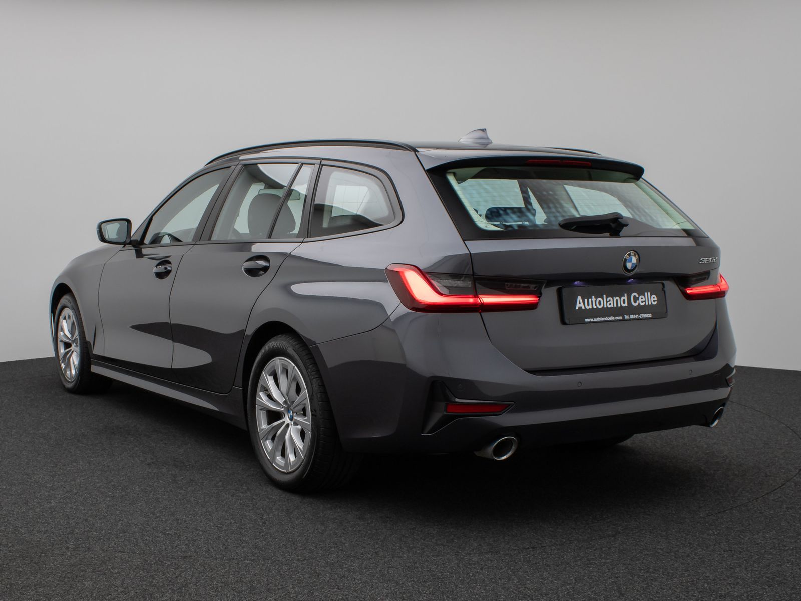 Fahrzeugabbildung BMW 320d  DAB CockPit+ Lordos PDC Geschwindigkeitsre