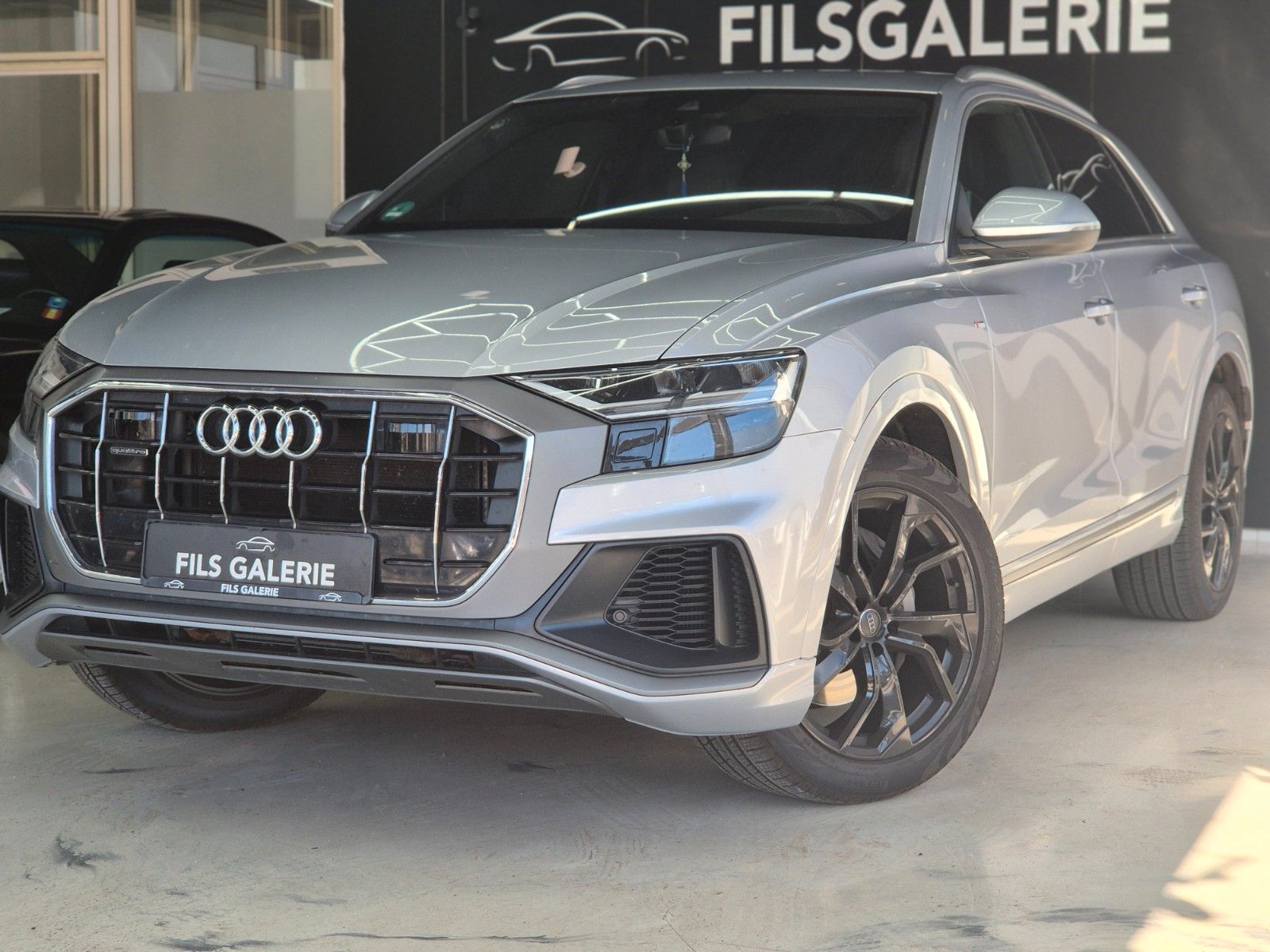 Audi Q8 50 TDI quattro foto 3