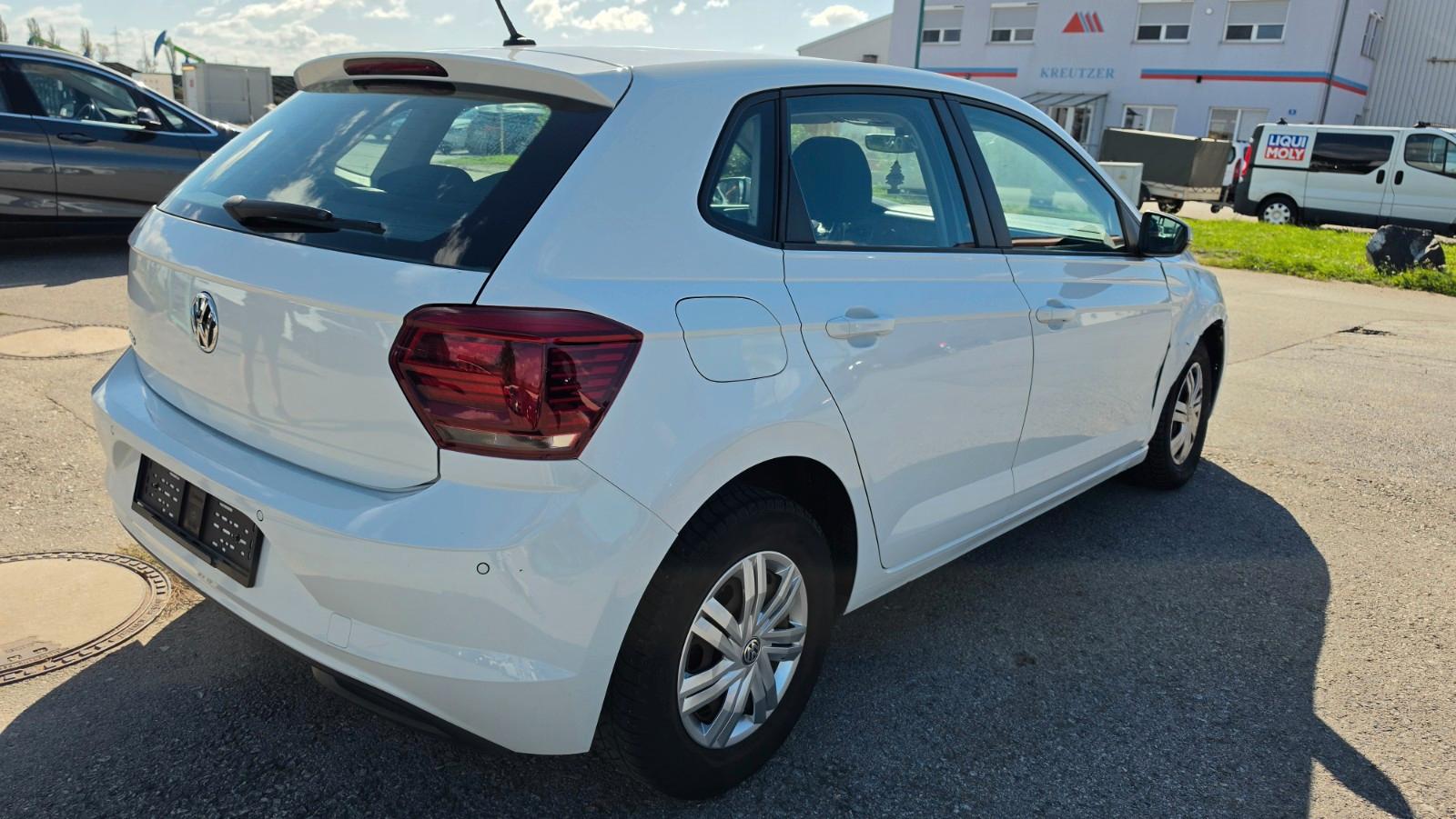 Volkswagen Polo VI Trendline