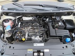 VW Caddy Maxi 2.0 TDI Taxi Comfortline DSG Xen Nav VW Caddy Maxi 2.0 TDI Taxi Comfortline DSG Xen Nav