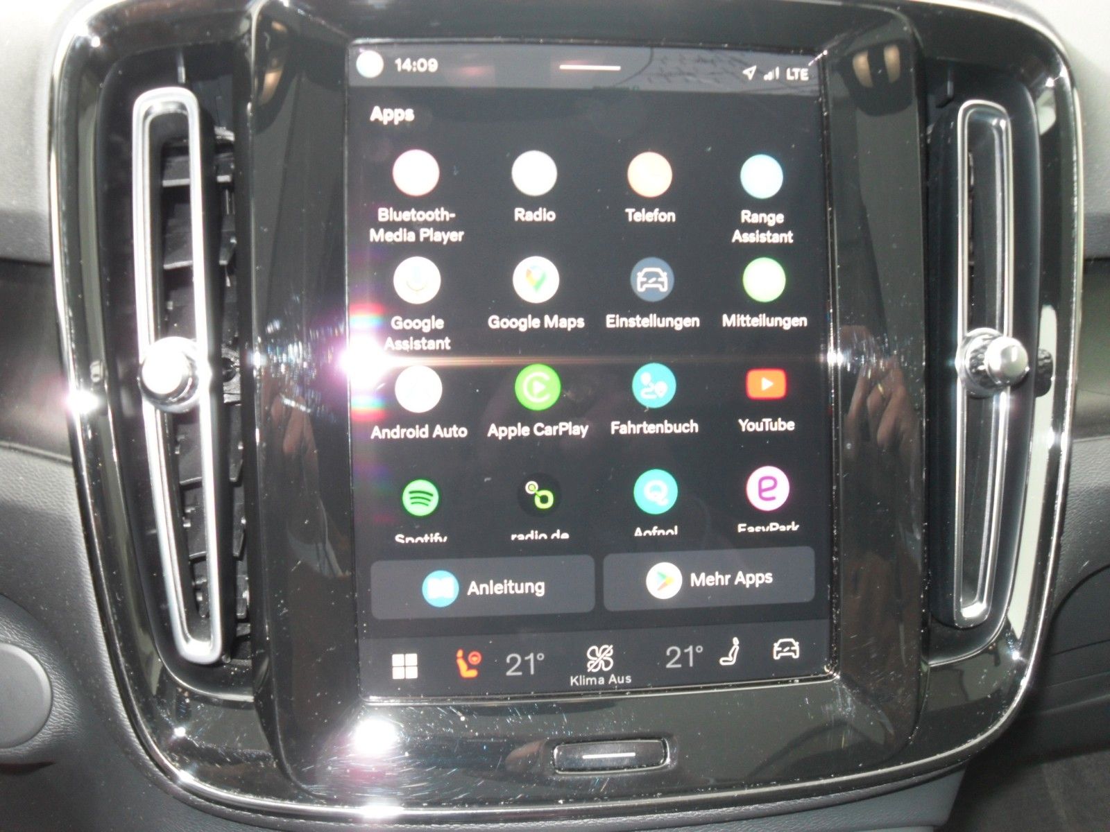 Fahrzeugabbildung Volvo C40 Ultimate | 360° | WP