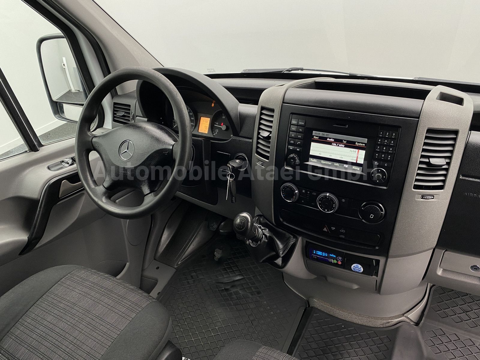 Fahrzeugabbildung Mercedes-Benz Sprinter 314 *Frischdienst* NAVI (6274)