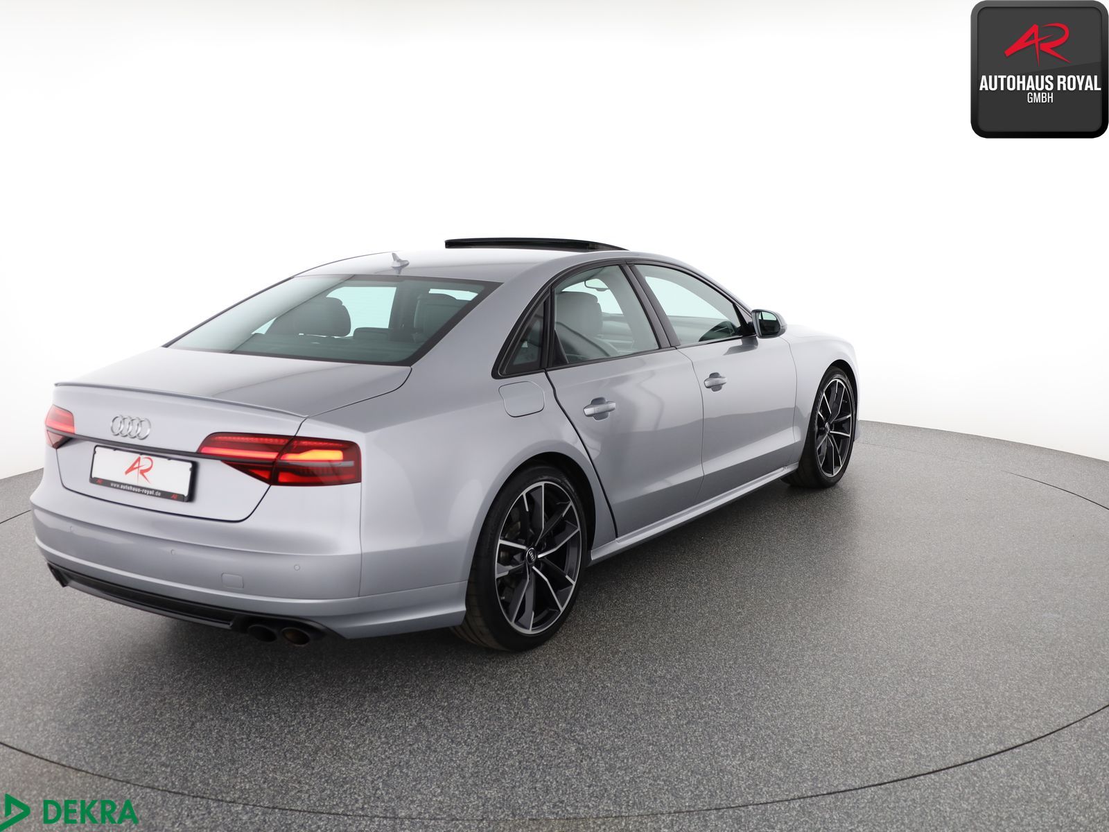 Audi S8 PLUS 4.0 V8 TFSI qu KERAMIK,STANDHZ,HUD,BOSE foto 5