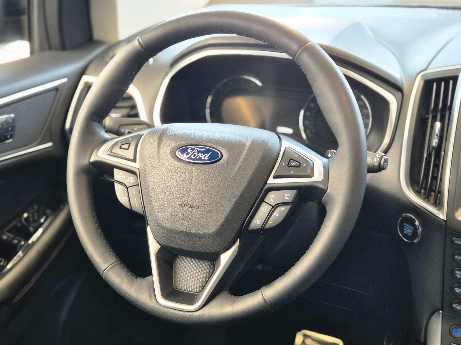 Ford EDGE SPORT 4x4 NAVI LED SITZ+STANDHZ PANO 1HAND