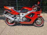 Honda Fireblade 1992 SC28 - HONDA 1992 FIREBLADE