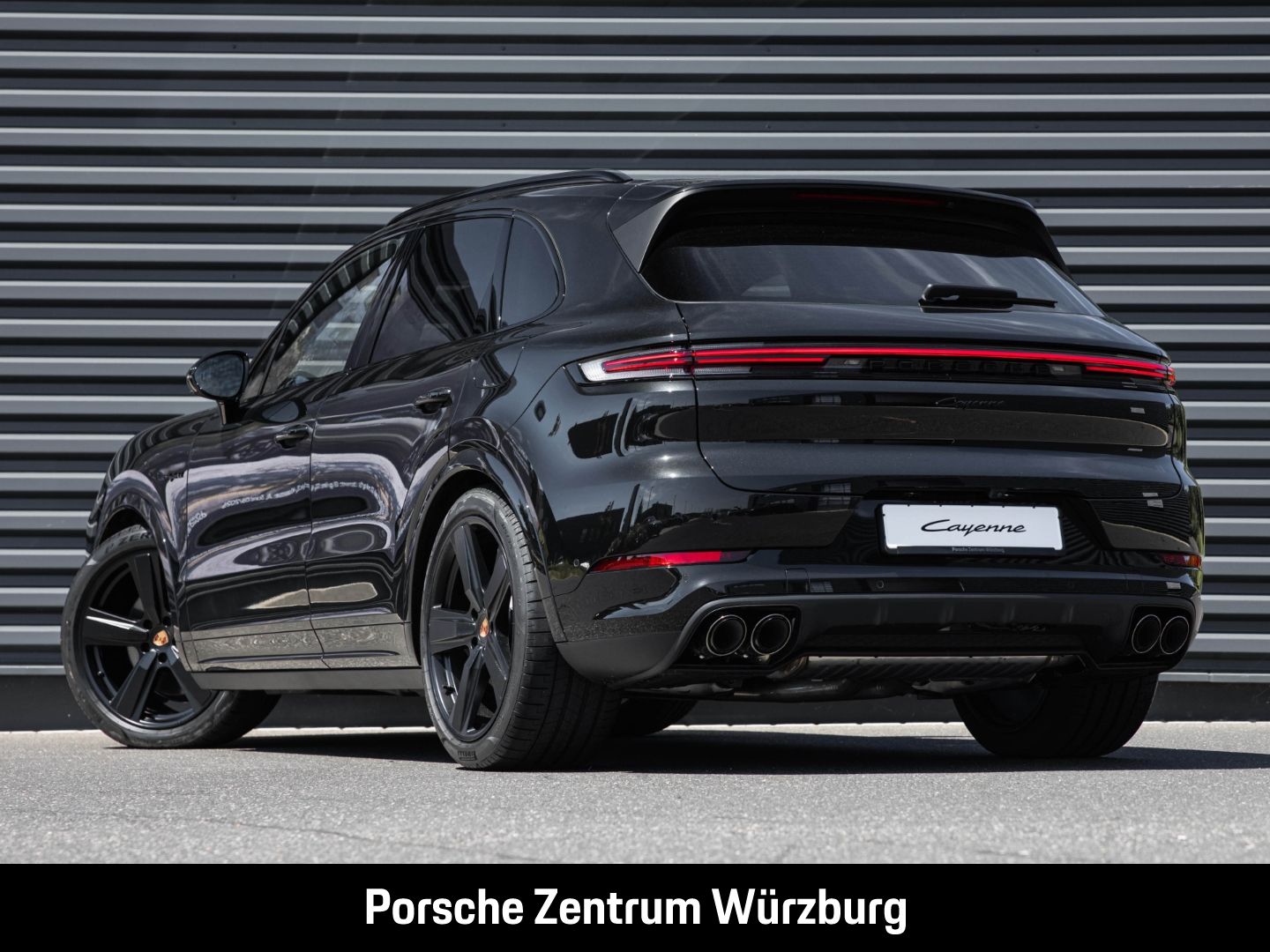 Porsche Cayenne E-Hybrid Black Edition InnoDrive Head-Up imagem 3