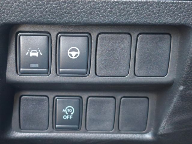 Nissan Qashqai Tekna*AHK*LED*Navi*SHZ*Kamera*PDC*