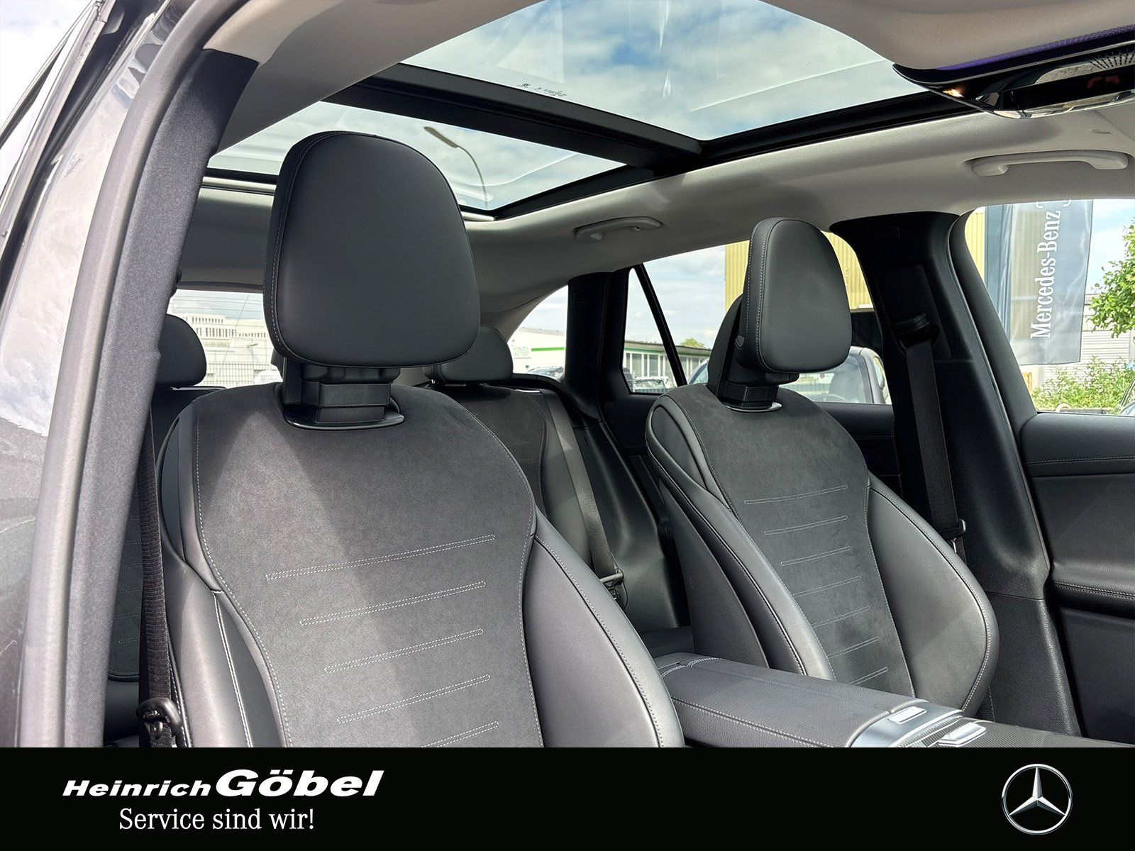 Fahrzeugabbildung Mercedes-Benz GLC 220 d 4M AMG*PANO*AHK*360°*MEMORY*TOTWINKEL*