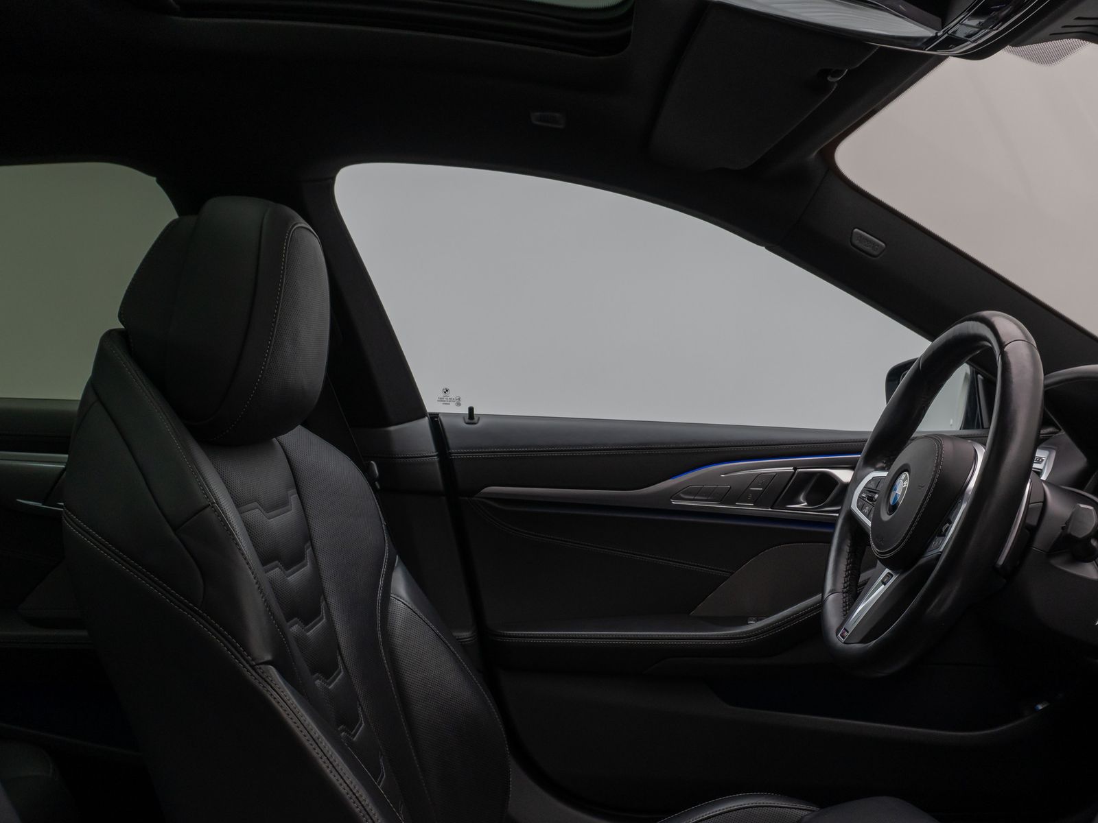 Fahrzeugabbildung BMW M850i xD GranCoupé Panorama Laser H/K SoftCl 20"
