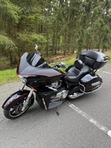 VICTORY Cross Country Tour mit J&H, deutsches Modell - Motorräder in Frankfurt