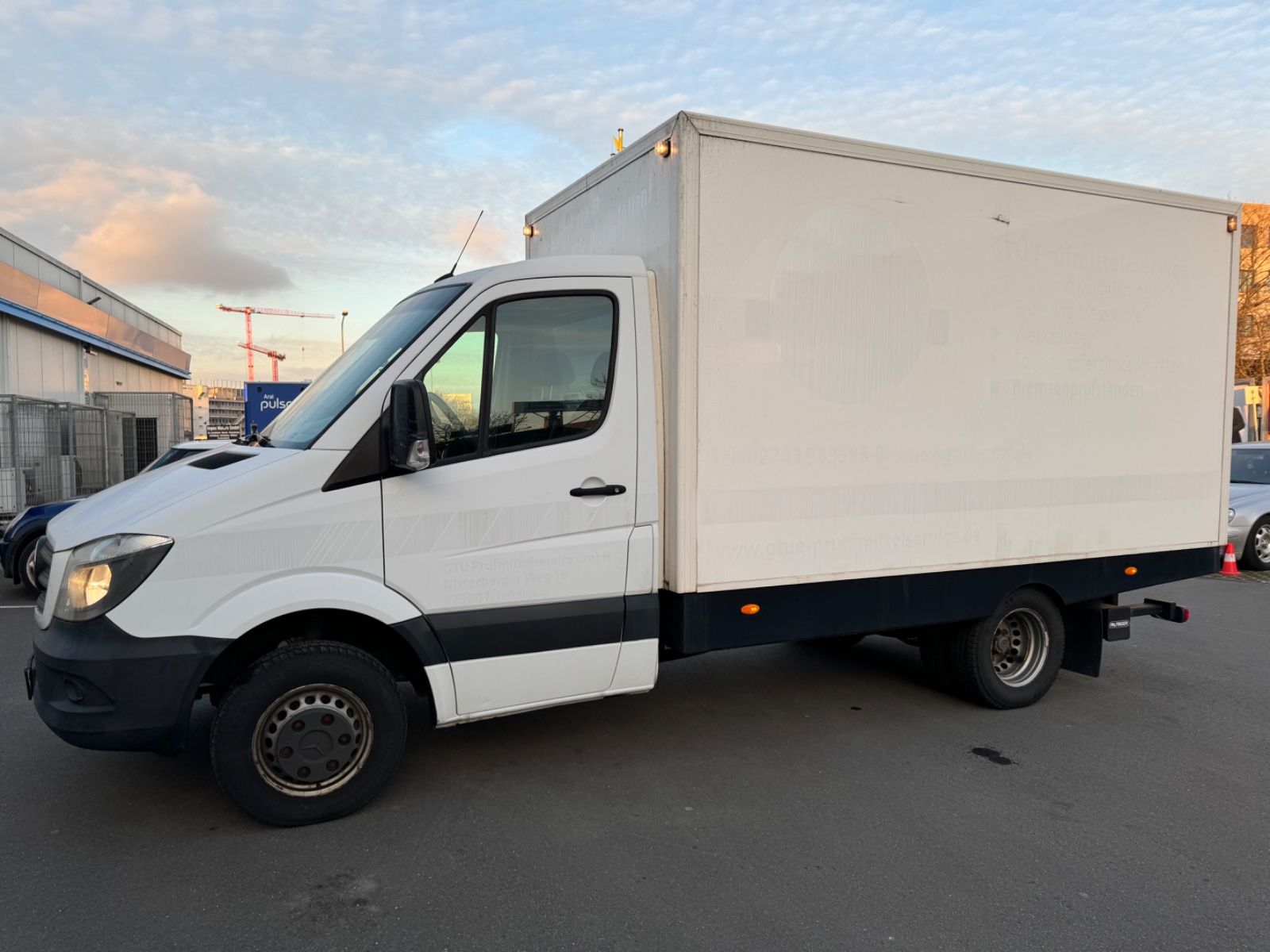 MERCEDES-BENZ Sprinter II Pritsche Koffer 510/511/513/514/516