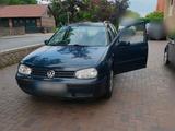 Volkswagen VW Golf 4 (Kombi) - Volkswagen Golf aus 2000: Kombi