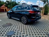 BMW X1 sDrive28i Sport Line Steptronic Sport Line - BMW X1: 28i