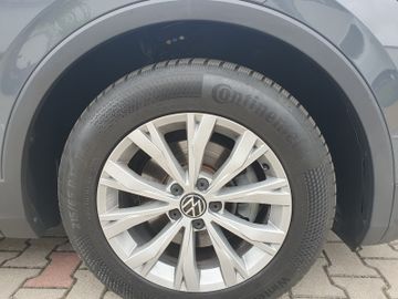 Volkswagen Tiguan - 10