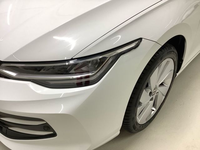 Golf Life 1,5 TSI 85 kW  AZV, Pano, ACC, LED, SH