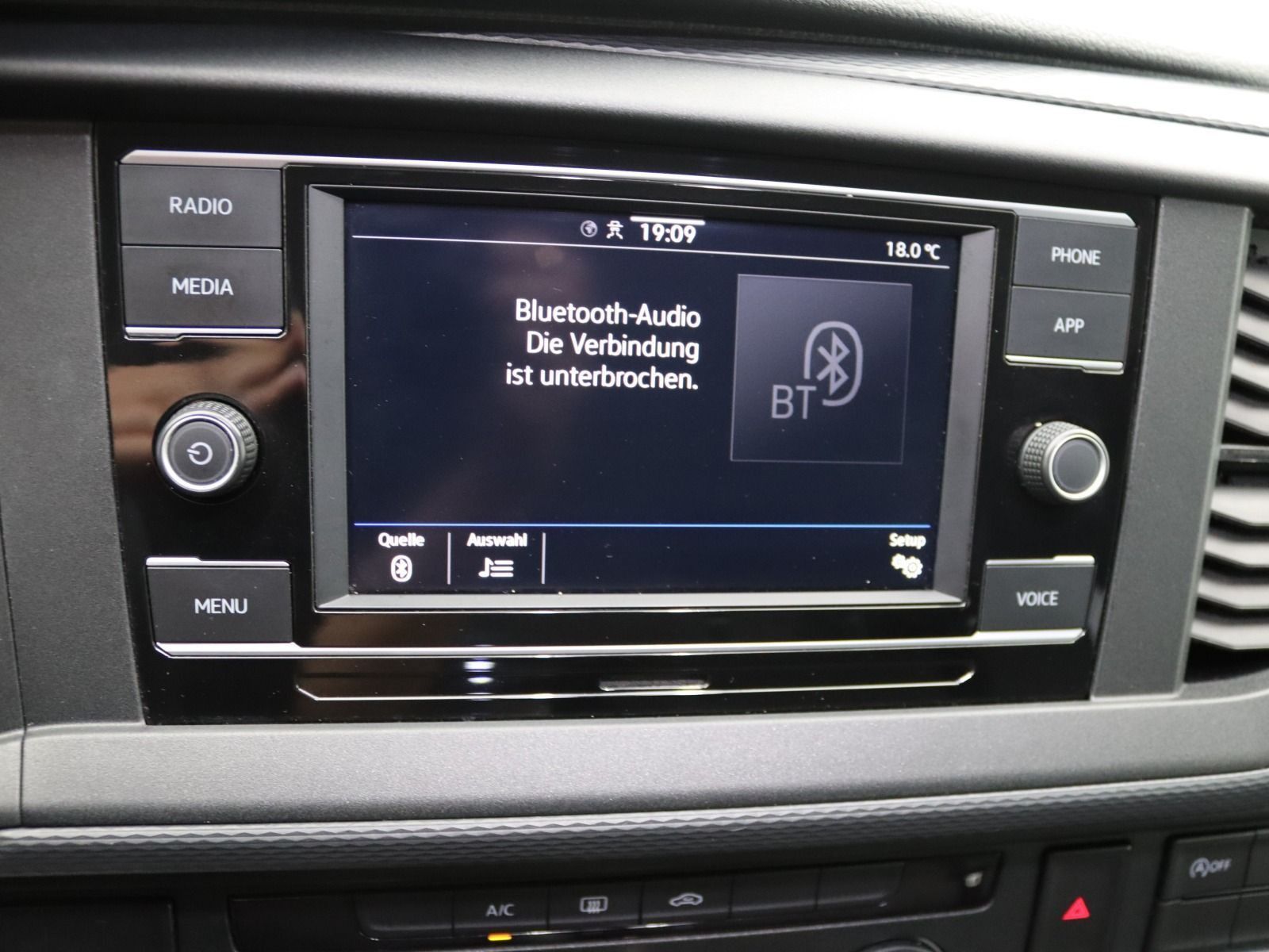 Volkswagen T6 Kombi - Bild 16