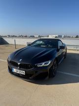 BMW M850i xDrive Cabrio - - BMW M850 von privat