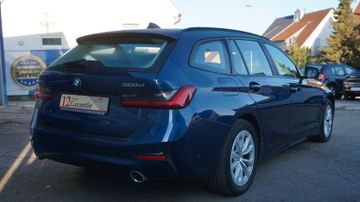 BMW 320 - 4