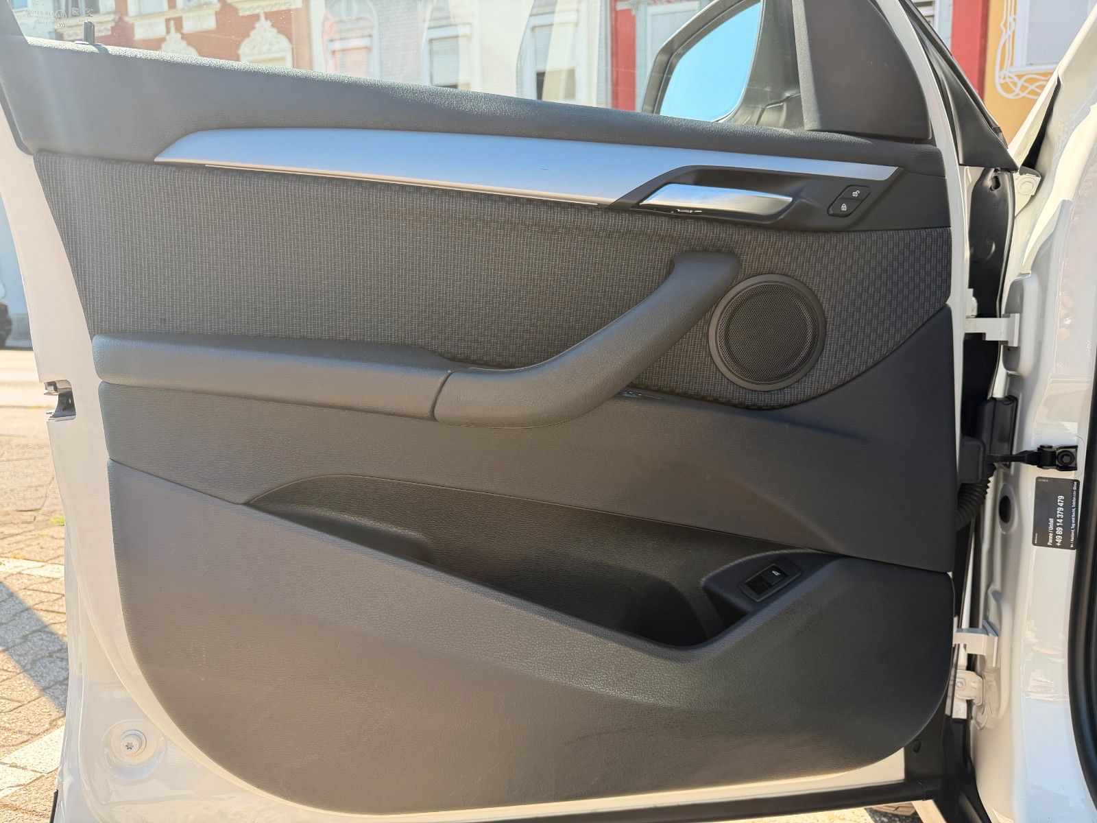 Fahrzeugabbildung BMW X1 sDrive 18 i NAVI LED KAMERA AUTOMATIK 8-FACH