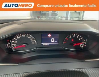 Peugeot 2008 - 11