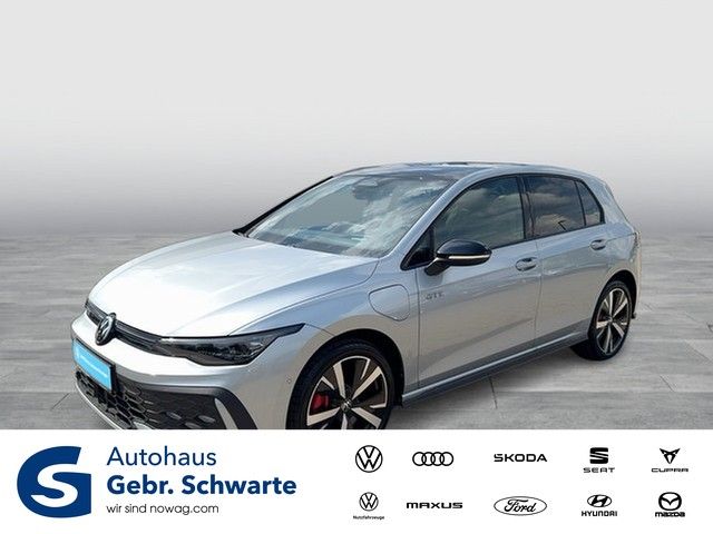 Volkswagen Golf VIII Lim. 1.5 TSI eHybrid GTE DCC AHK HuD