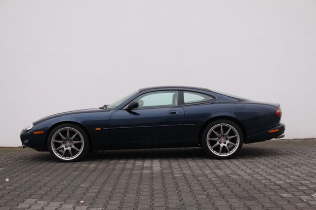 Jaguar XKR Coupe 2 Jahre Garantie