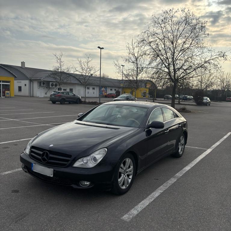 Mercedes-Benz CLS 320